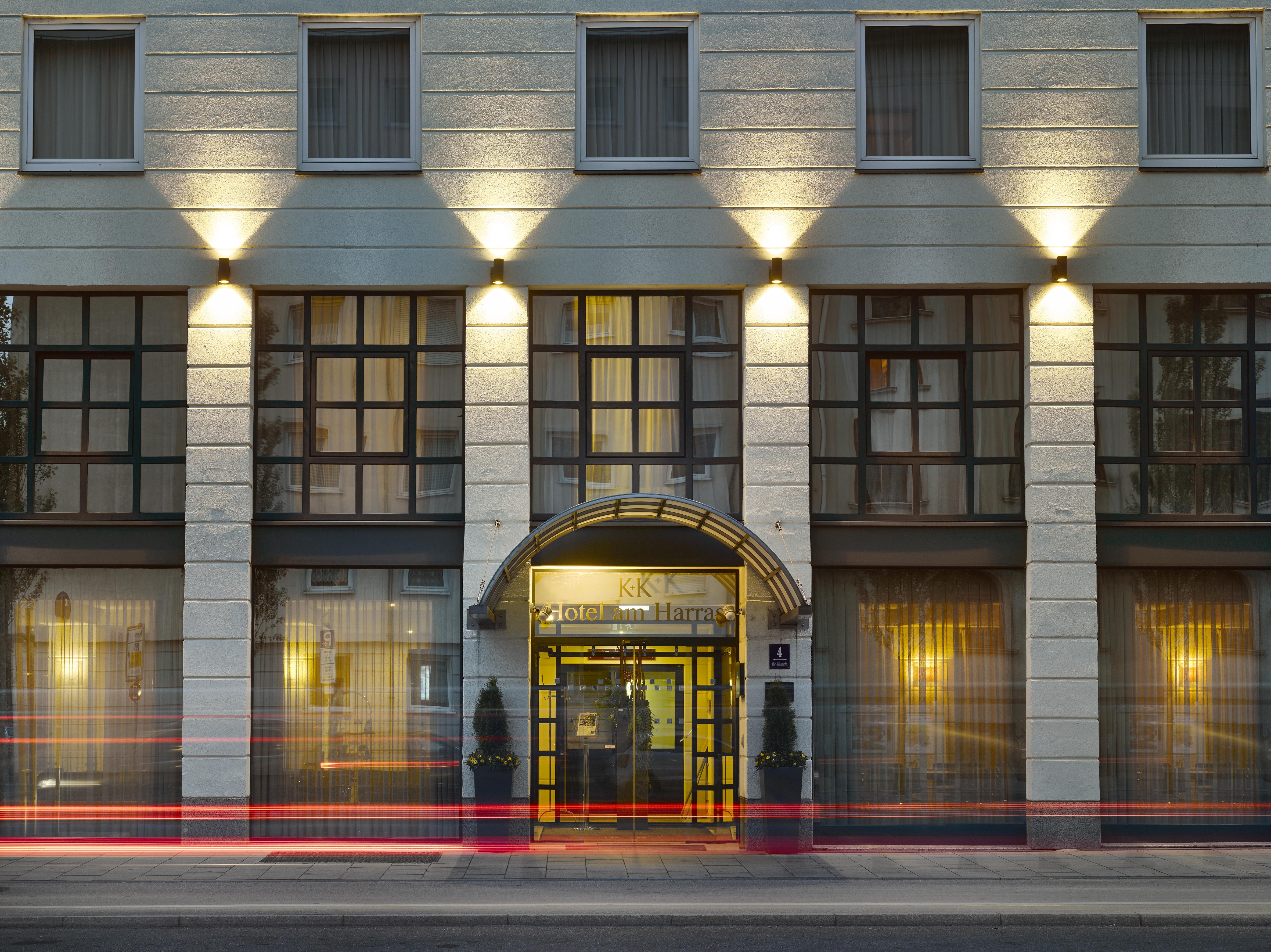 K+K Hotel am Harras München Exteriör bild
